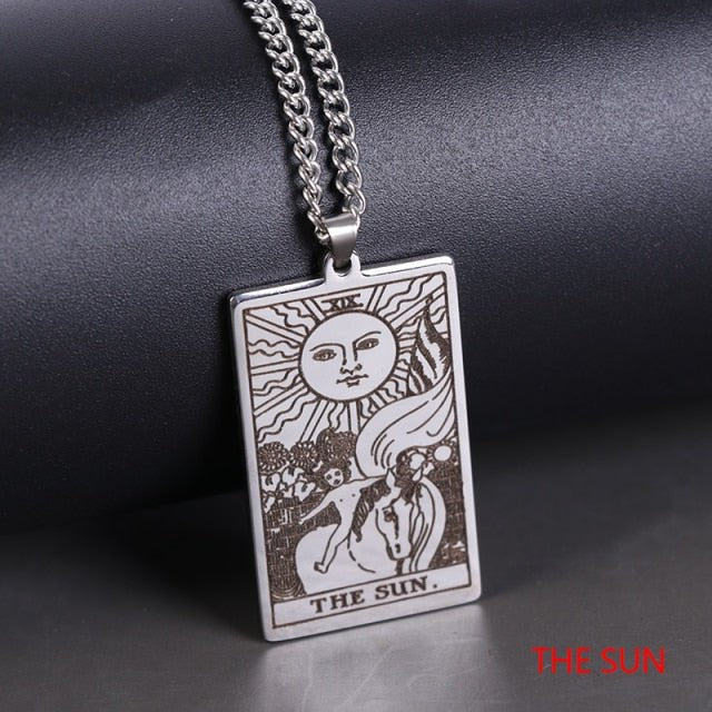 Wicca Tarot Card Pendant - Wicked Mystics